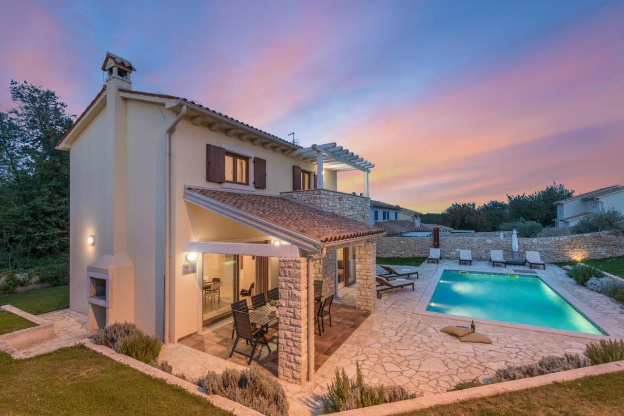 Rojnići Villas Adagio מראה חיצוני תמונה